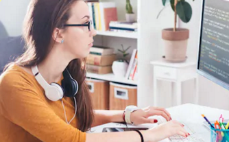 ZS080901M Web前端开发